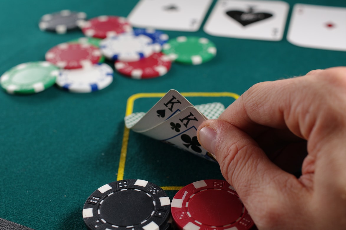 Critical Poker Tips Every Player Should Know