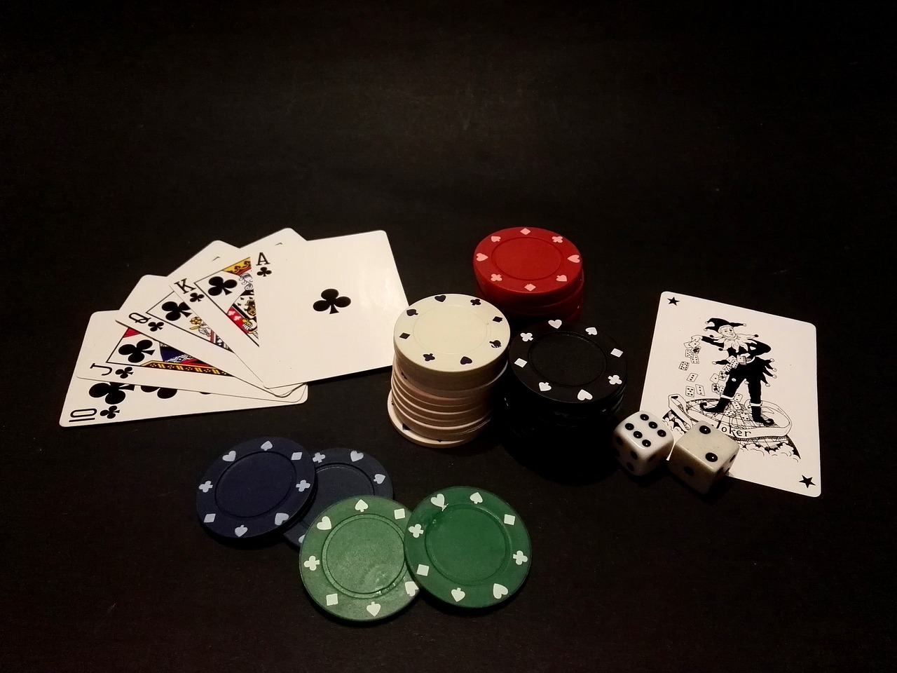 How to Manage Your Money When Playing Online Gambling Games